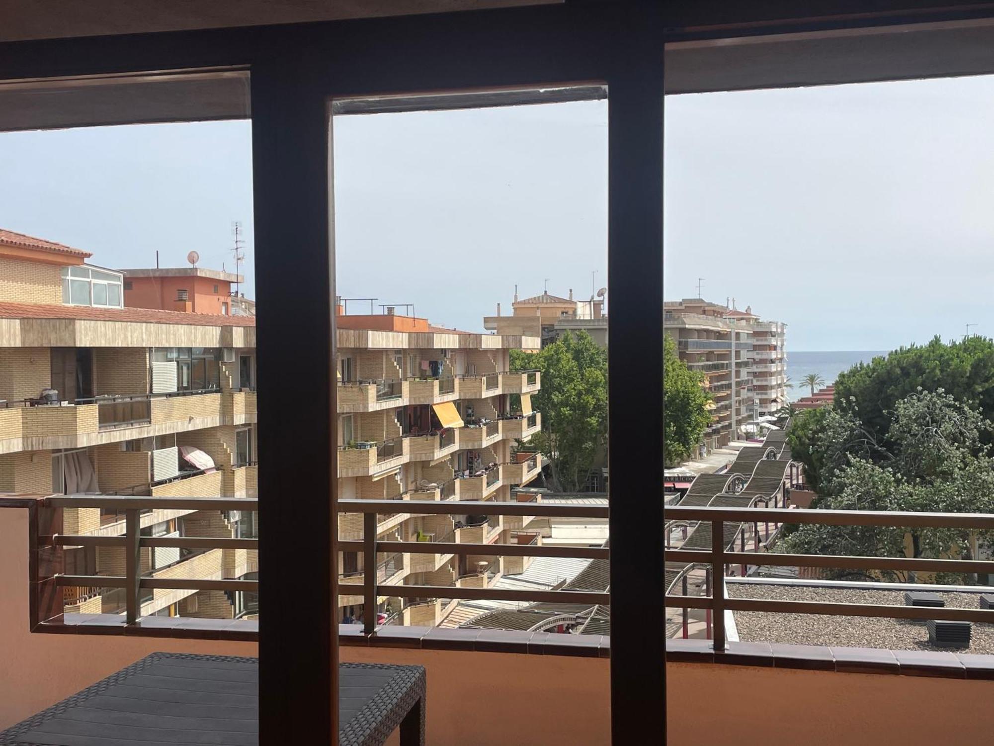 En El Corazon De Edificio Azahar *